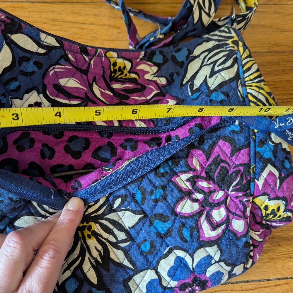 Floral Quilted Shoulder Bag - Multicolor - Picture 3 of 6